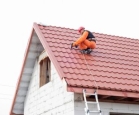 Giải pháp chống thấm mái tôn giúp bảo vệ nhà khỏi nắng mưa quanh năm